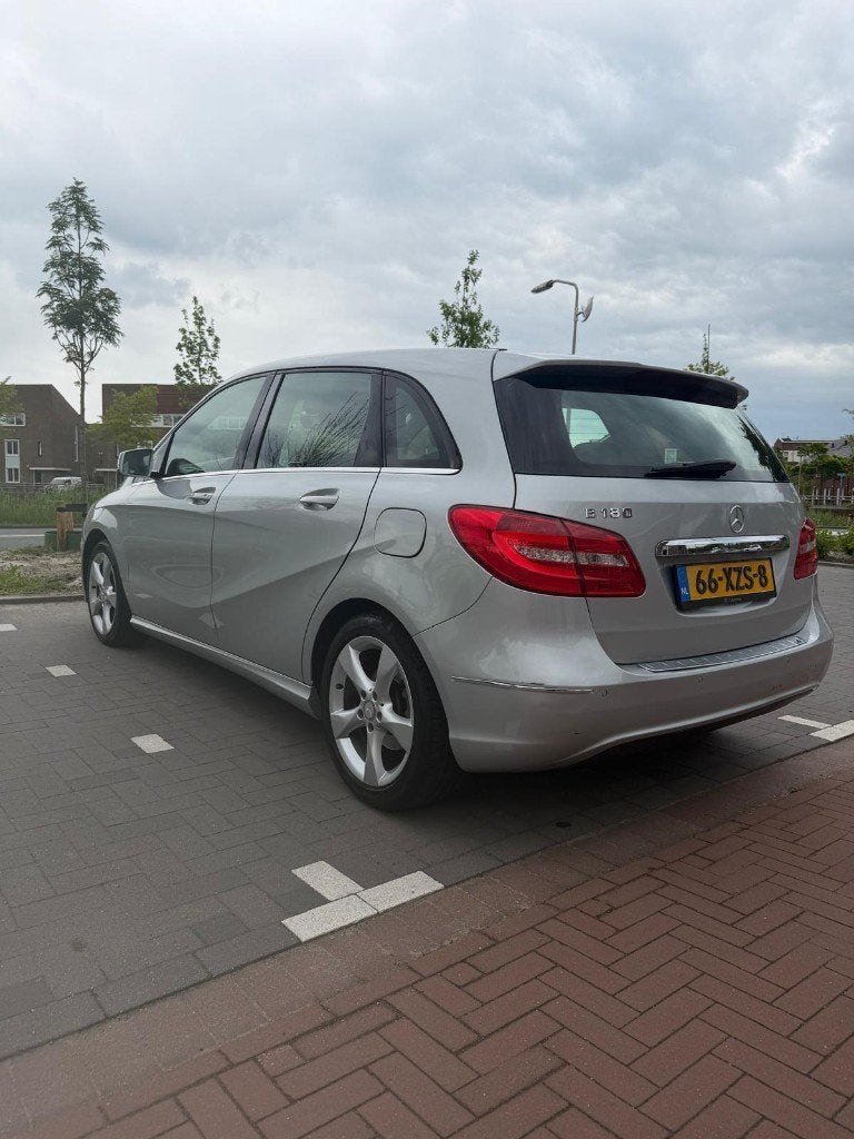 Mercedes-Benz B-Klasse B180 2012 Automaat, Auto's, Mercedes-Benz, 1325 kg, Zwart, 4 cilinders, 122 pk