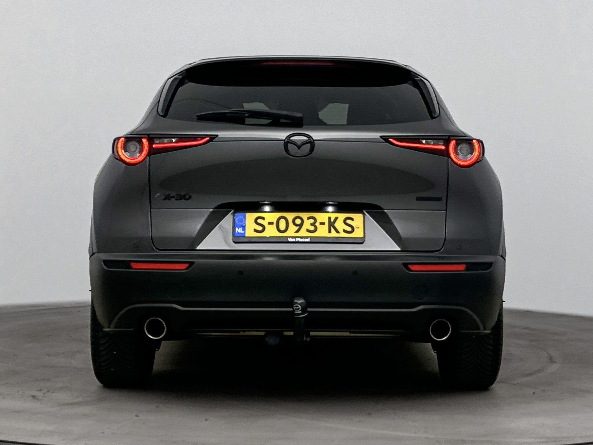 Mazda CX-30 2.0 e-SkyActiv-X M Hybrid Luxury 187Pk | Stoel &, Auto's, Gebruikt, Automatische klimaatregeling, 600 kg, SUV of Terreinwagen