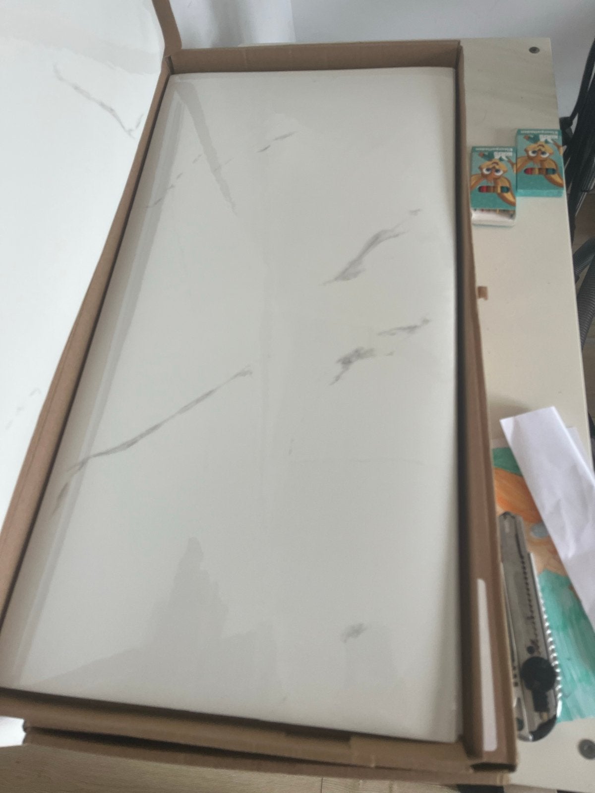 Nieuwe witte keramische foam plak tegels met marmerlook, Ophalen, 60 cm of meer, Keramiek, Nieuw