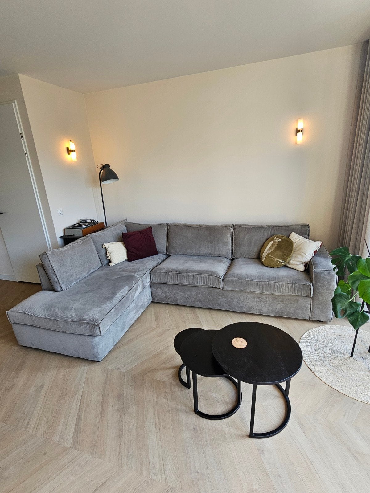 Grijze Hoekbank - Zo goed als nieuw, Huis en Inrichting, Banken | Bankstellen, 250 tot 300 cm, 100 tot 125 cm, Hoekbank, Ophalen of Verzenden