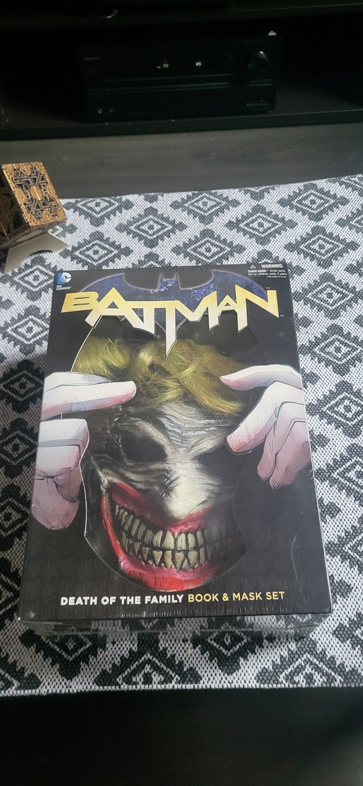 Batman: Death of the Family Boek & Masker Set - Nieuw, Boeken, Eén stripboek, Ophalen of Verzenden, Nieuw