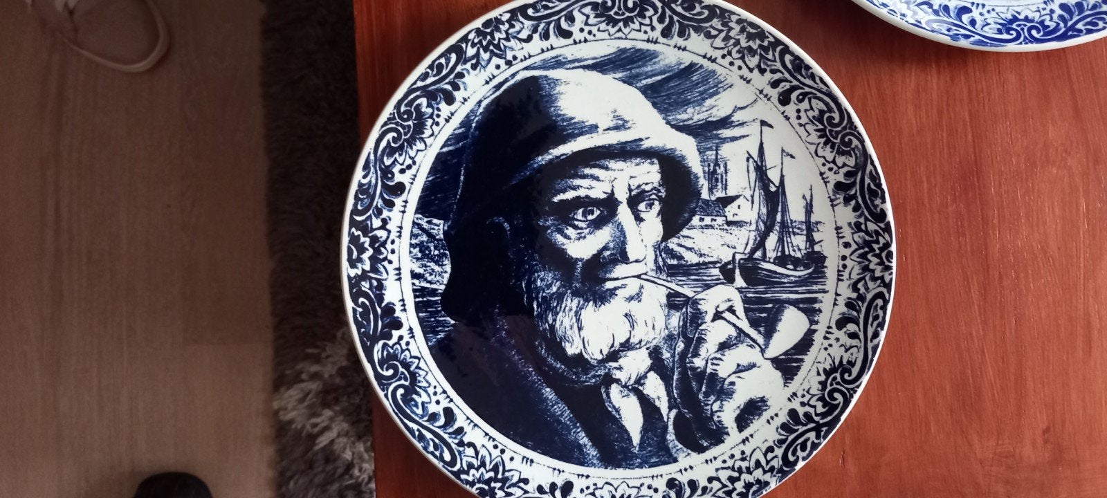 Delfts blauw sierbord met visser en pijp, Antiek en Kunst, Ophalen of Verzenden