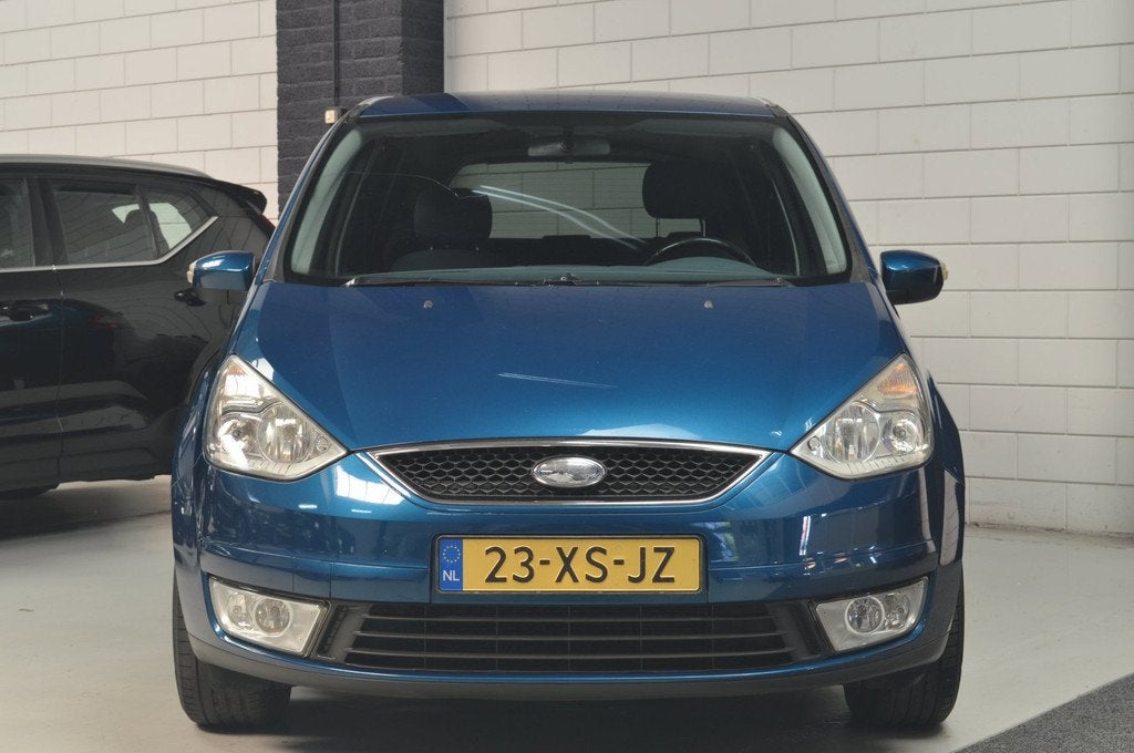 Ford Galaxy 2.0-16V Trend // 7-PERSOONS // TREKHAAK // DAKDR, Auto's, Ford, Voorwielaandrijving, Stof, Gebruikt, Zwart