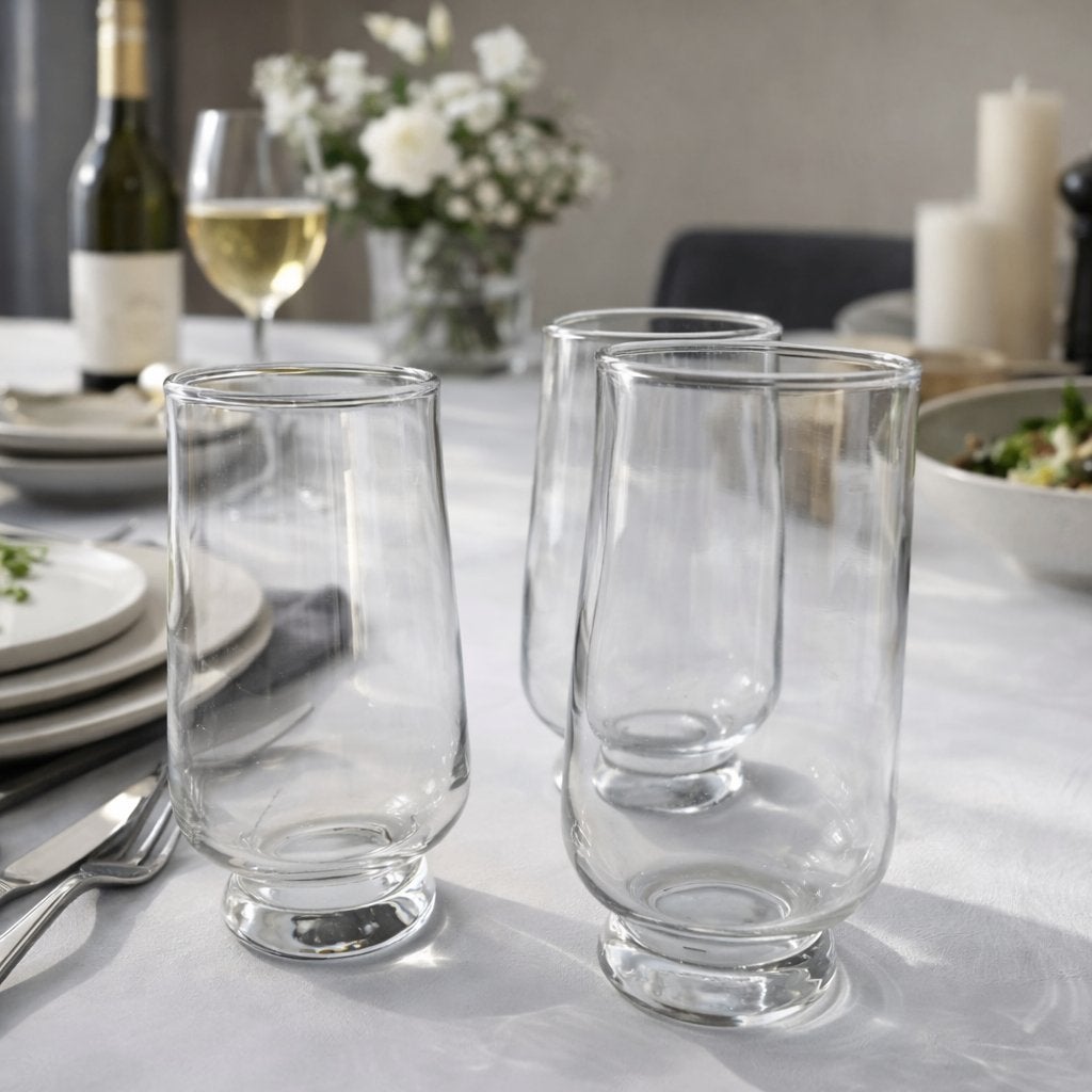 Set van 3 vintage glazen tumblers op voet -Zo goed als nieuw, Ophalen of Verzenden, Zo goed als nieuw, Overige typen