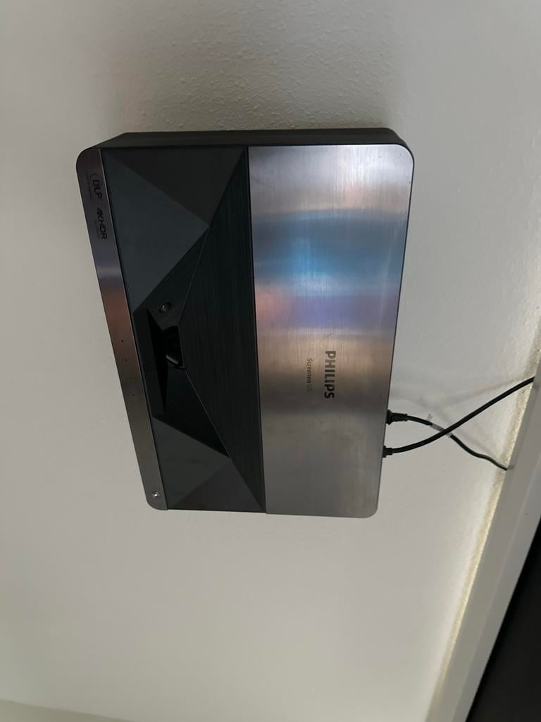 Philips Screeneo U5 Short tripple laser Beamer 4k android TV, Philips, Overige technologieën, Ophalen of Verzenden, Zo goed als nieuw