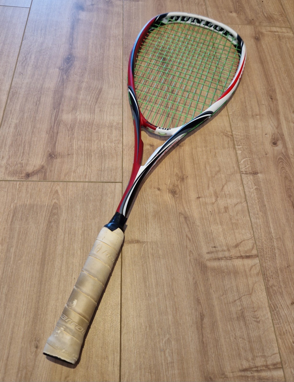 Squash racket van Dunlop, Ophalen of Verzenden, Gebruikt, Racket, Met hoes