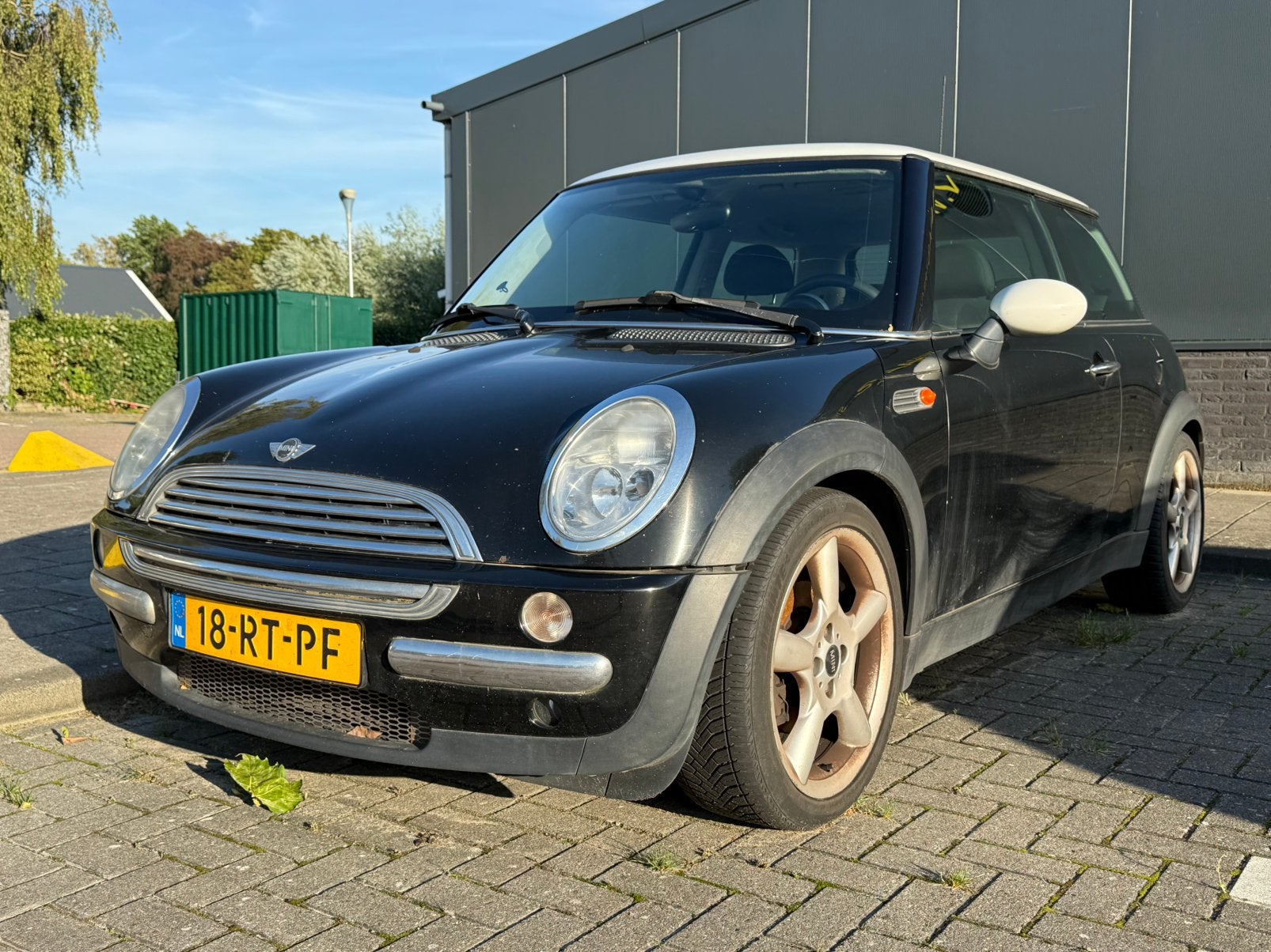 MINI Cooper 1.6 Chili 2005 Zwart, Auto's, Voorwielaandrijving, 4 cilinders, 4 stoelen, Handgeschakeld