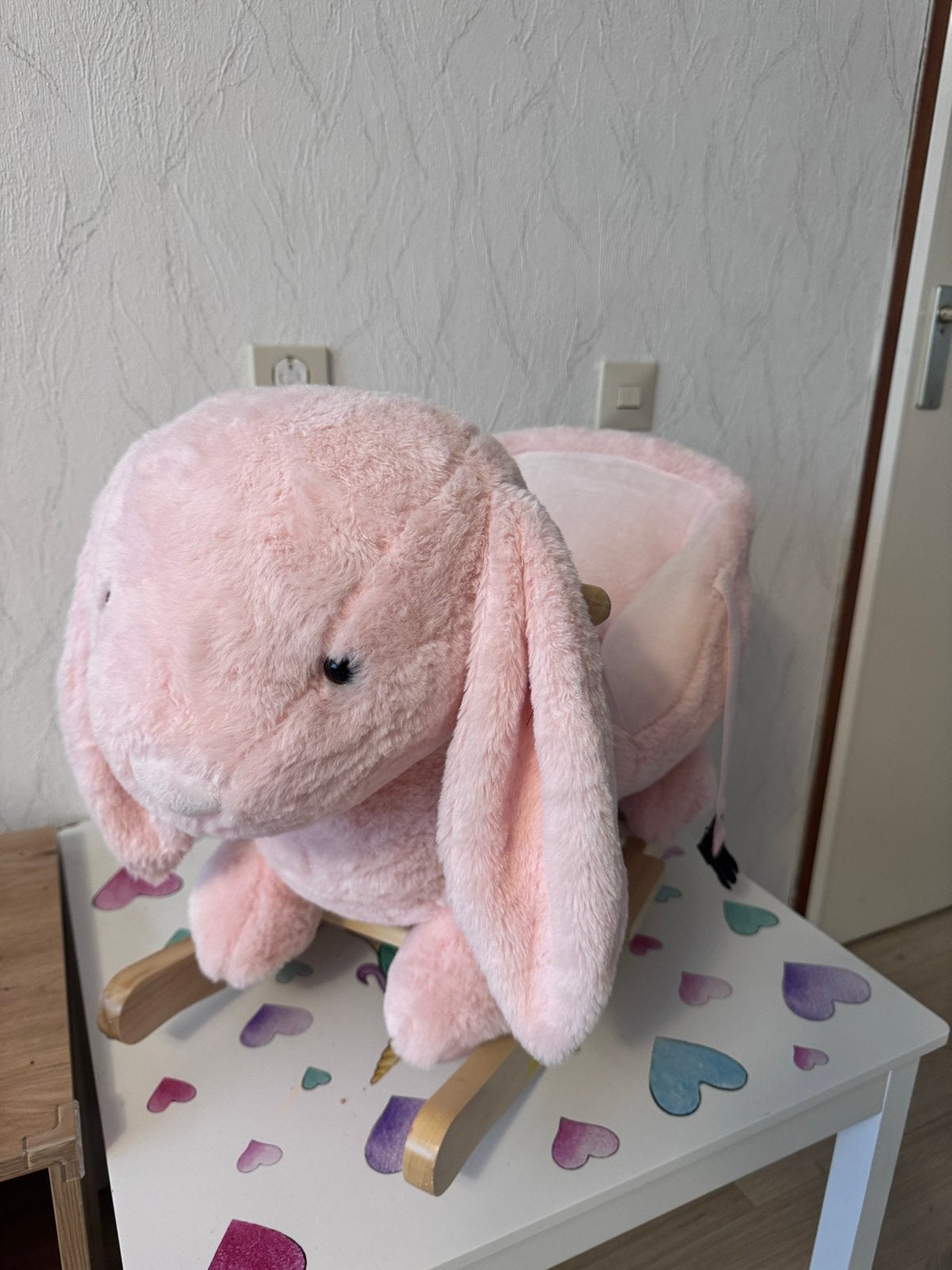 Roze konijn schommelstoel voor baby's en peuters, Ophalen of Verzenden, Gebruikt, Overige typen