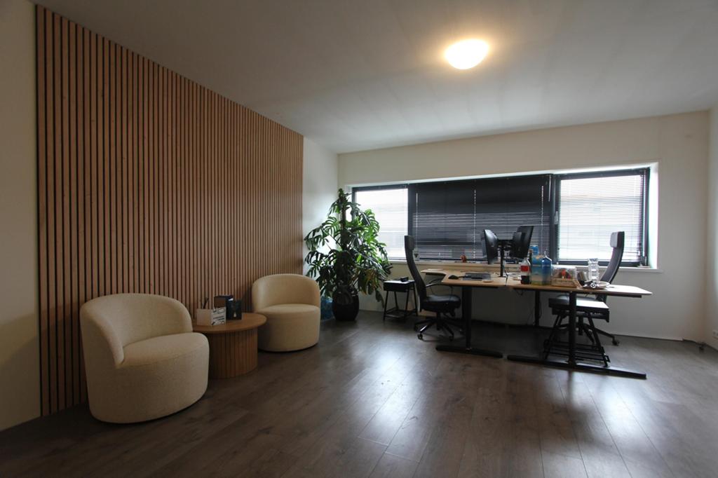 Representatieve kantoorruimte van 50 m² in Cruquius!, Ophalen of Verzenden