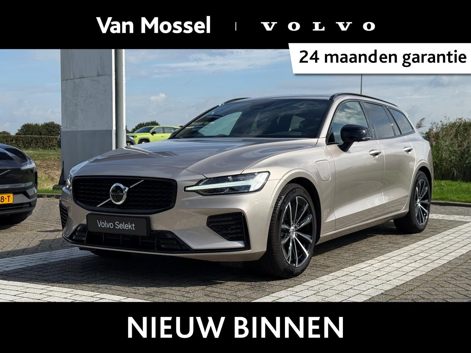 Volvo V60 T8 Plug-in hybrid AWD Plus Dark | Panoramadak | Tr