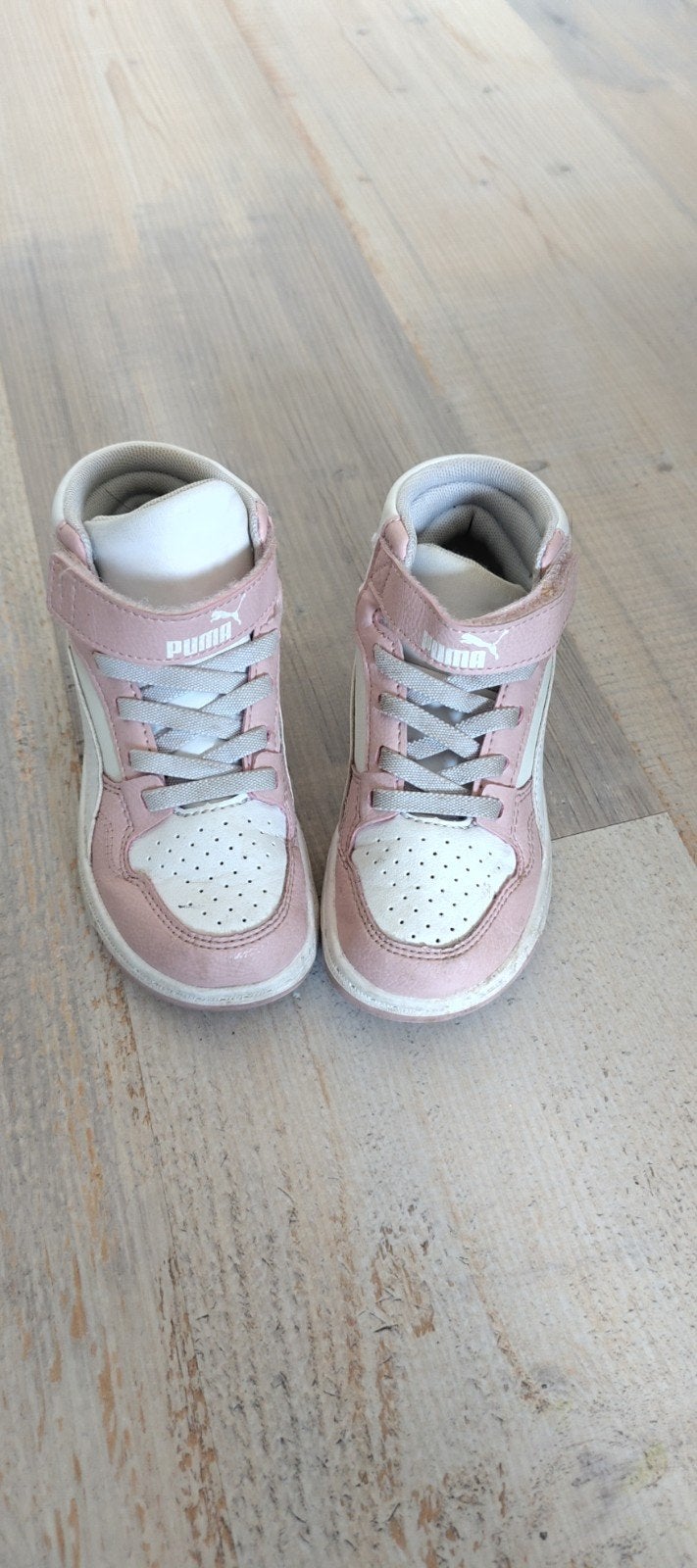 Puma sneakers, maat 26, roze en wit, Meisje, Puma, Schoenen, Ophalen of Verzenden