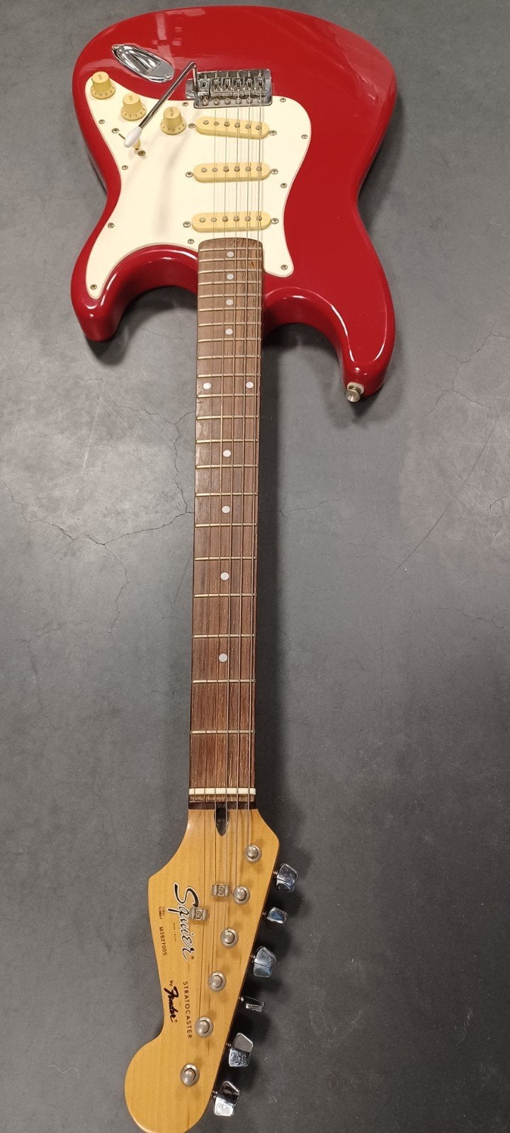 Squier by Fender Stratocaster - Rode elektrische gitaar, Ophalen, Gebruikt, Solid body, Fender