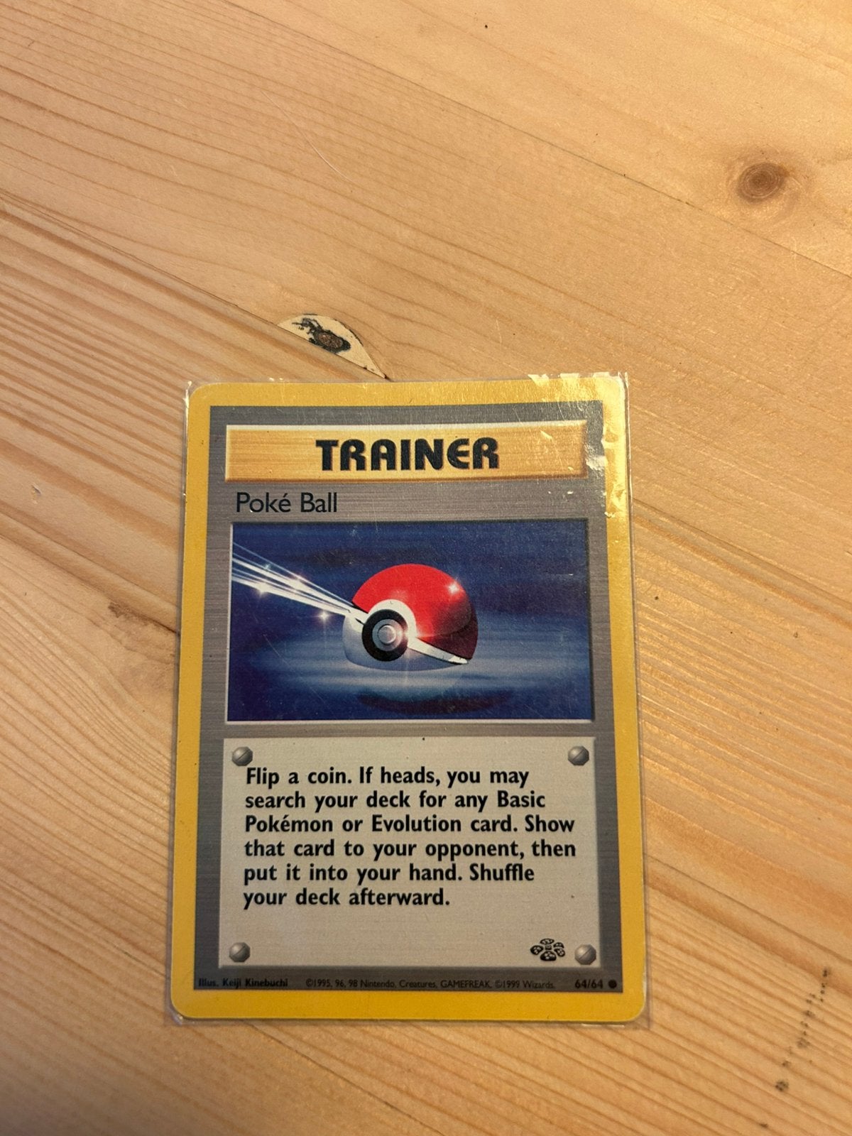 Trainer poke ball first edition jungle set 64/64 1995, Ophalen, Zo goed als nieuw