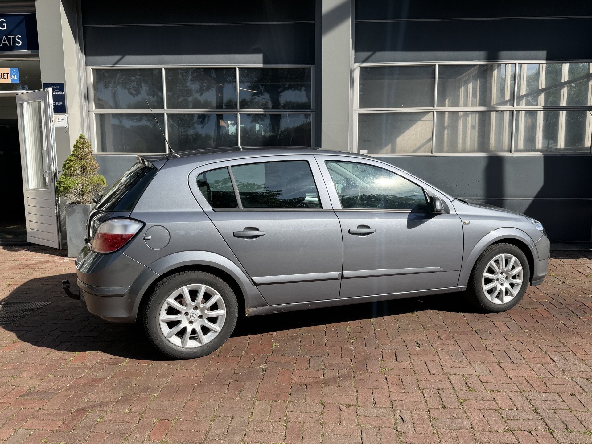 Opel Astra 1.6 Essentia Bj 2006 Airco,Trekhaak,Cruise,Lmv, Voorwielaandrijving, Gebruikt, 4 cilinders, 1165 kg