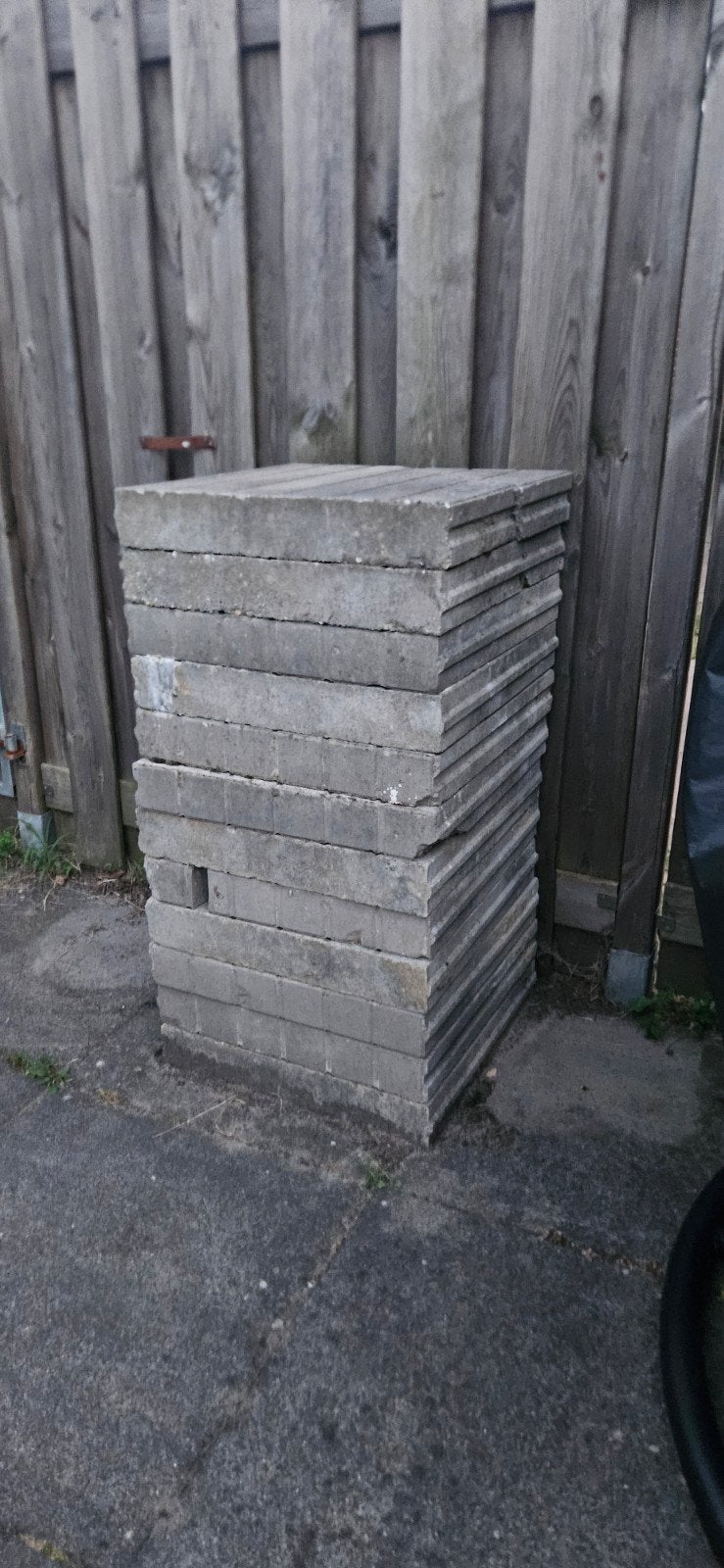 GRATIS Betonnen terrastegels 50x50x8 cm, Tuin en Terras, Ophalen, Gebruikt, Beton, Terrastegels