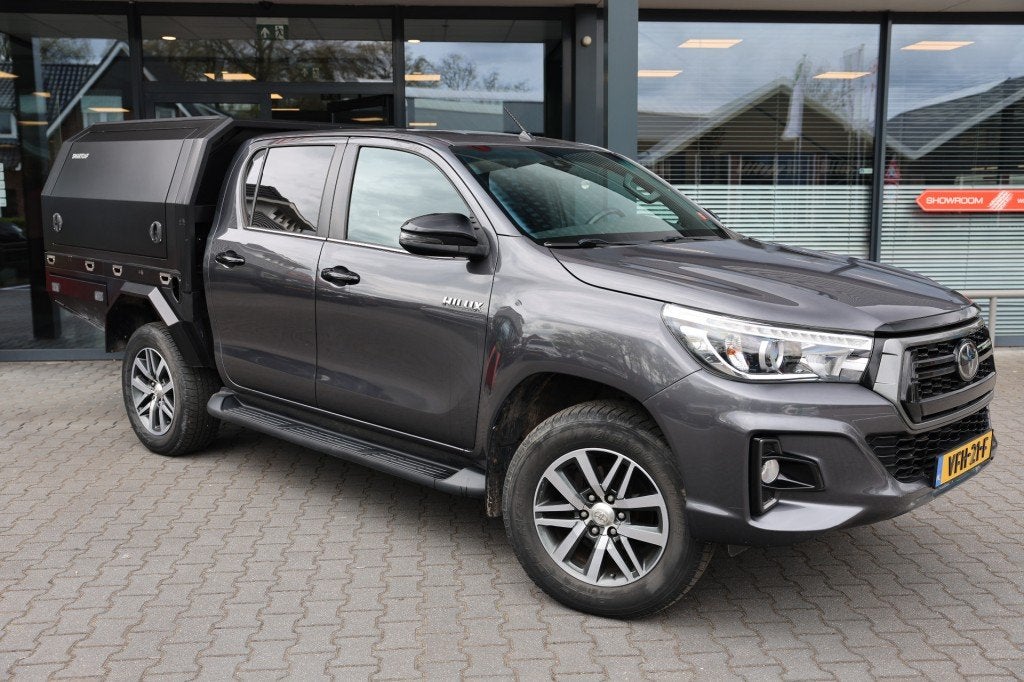 Toyota HILUX 2.4 D-4D DUBBEL CABINE BE TREKKER LIMITED A/T V, Automaat, Bedrijf, Diesel, 2076 kg
