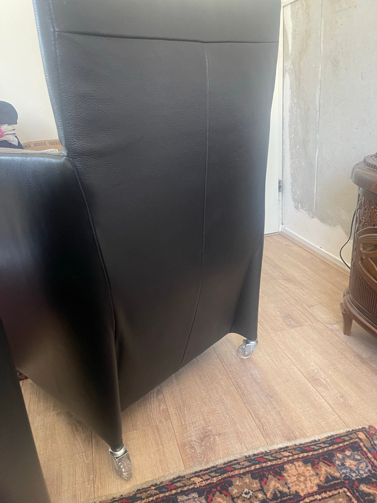 3x Zwarte Leren Fauteuils op Wieltjes - Bert Plantagie, Ophalen, Gebruikt, Drie, Zwart