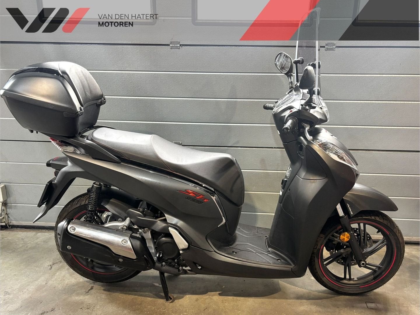 HONDA SH 300i ABS  SH300 slechts 8,140 km, Motoren, Motoren | Honda, Scooter, Bedrijf, Onbekend, Onbekend