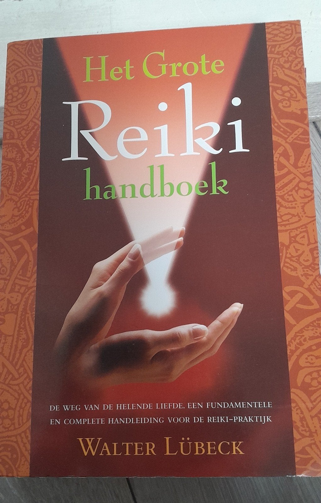 Het Grote Reiki Handboek - Walter Lübeck, Ophalen, Walter Lübeck, Spiritualiteit algemeen, Zo goed als nieuw