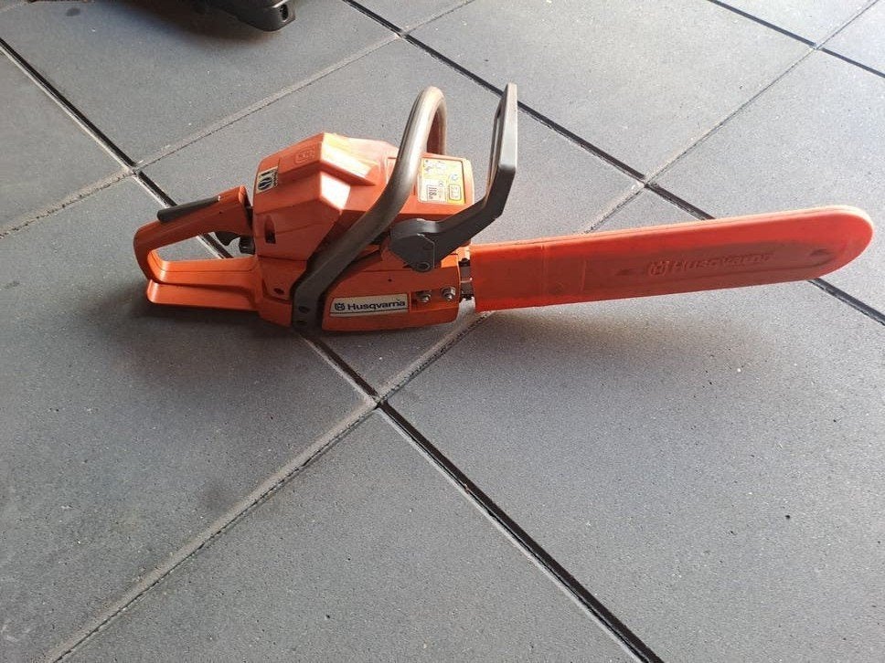 husqvarna 136, Verzenden