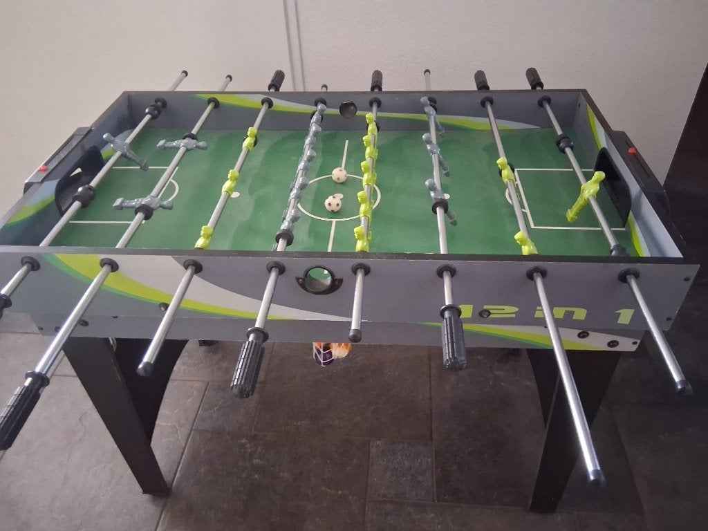 Speeltafel:Voetbal, Biljart, Tafeltennis, airhockey, schaken, Kinderen en Baby's, Speelgoed | Speeltafels, Ophalen, Gebruikt