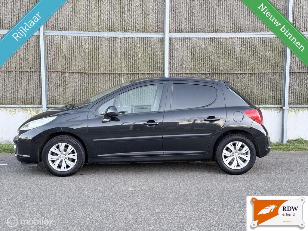 Peugeot 207 1.6 VTi XS Pack NAP/AIRCO/PARKEERSENSOREN/NETTE, Voorwielaandrijving, Gebruikt, 4 cilinders, Zwart