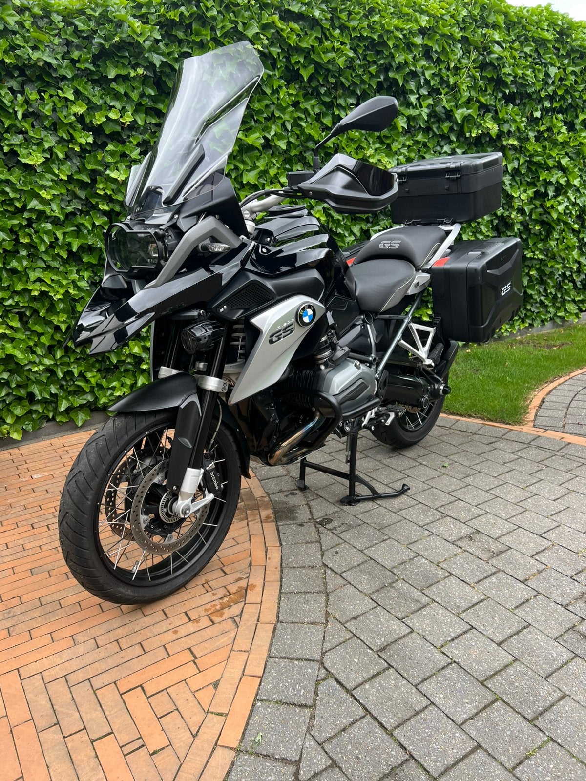 BMW R1200GS Triple Black 2016 | ESA | Cruise | Nav | Koffers, 2 cilinders, Motorrijbewijs A, Gebruikt, Particulier