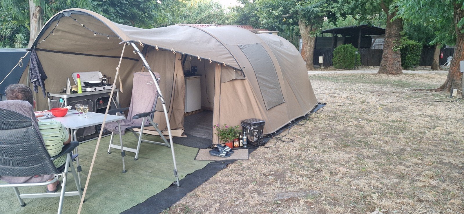 Falco Buizerd 3500 tunneltent, Ophalen, Gebruikt, Tot en met 4