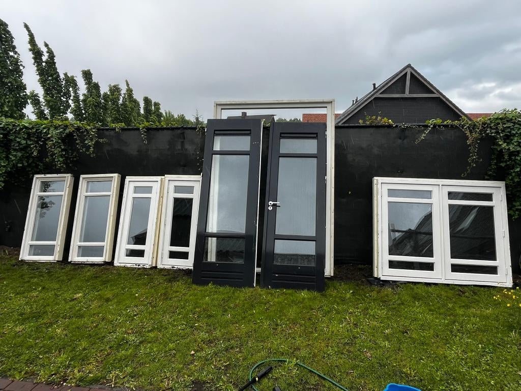 Luxe hardhouten compleet set kozijnen en tuindeuren villa, Doe-het-zelf en Verbouw, Kozijnen en Schuifpuien, Ophalen, Gebruikt
