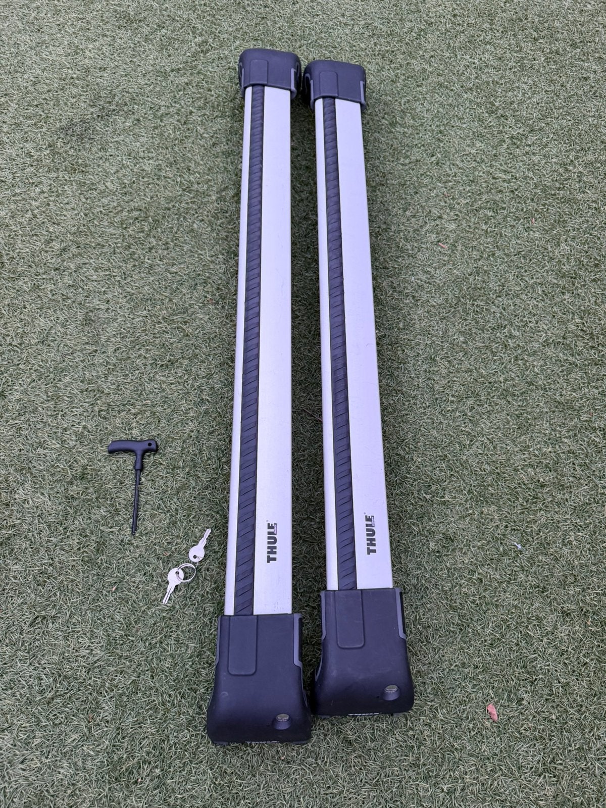 Thule WingBar Edge Dakdragers + Kit 4076 / 4023, Auto diversen, Dakdragers, Zo goed als nieuw, Ophalen