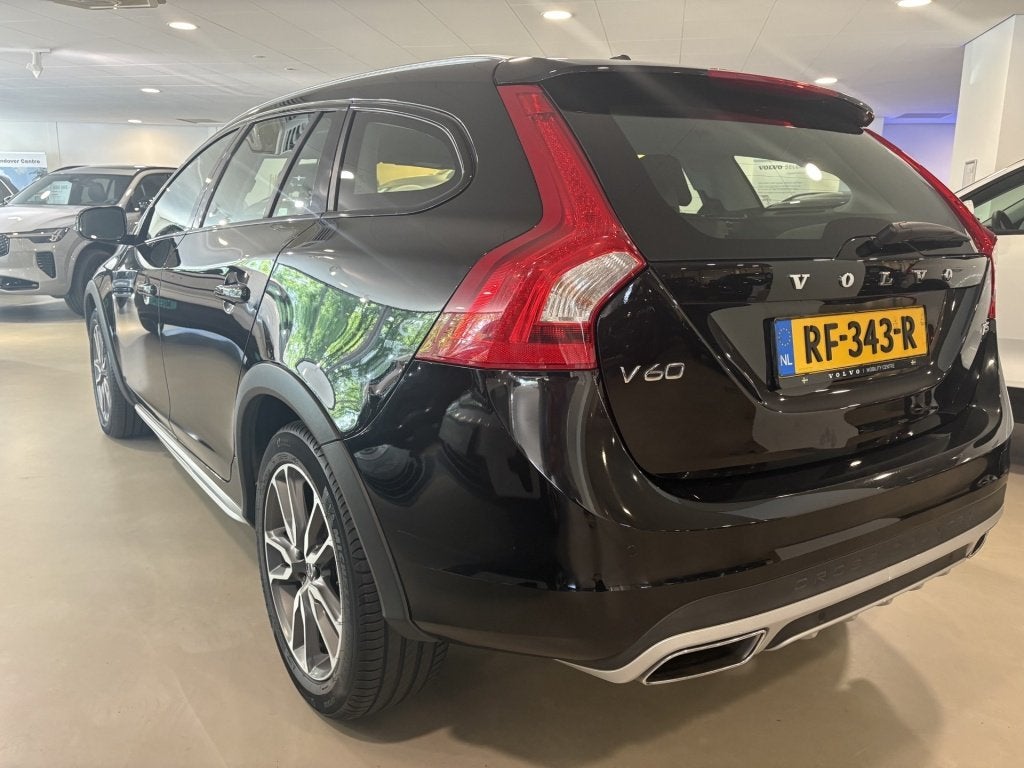 Volvo V60 Cross Country 2.0 T5 Nordic+ | UNIEKE AUTO | Parke, Gebruikt, Euro 6, 4 cilinders, 1969 cc