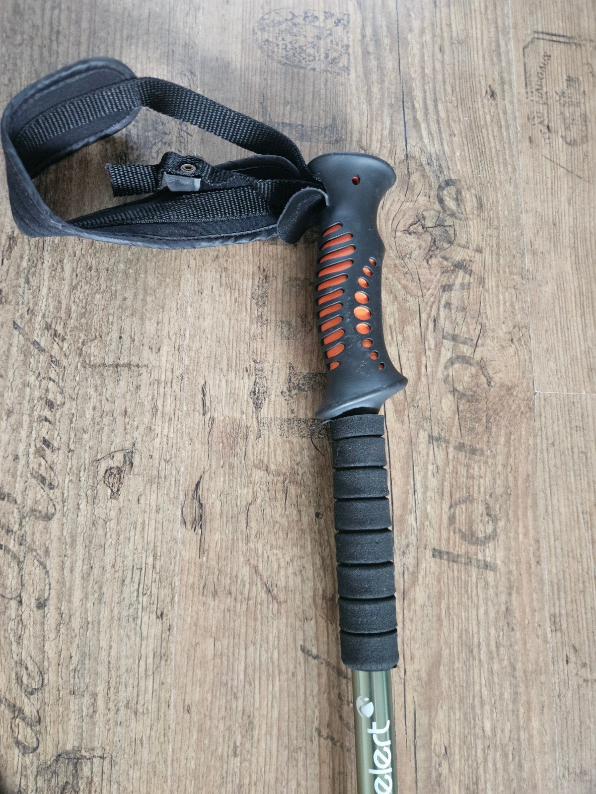 Gelert Adventure Anti-Shock Wandelstok, Sport en Fitness, Ophalen, Gebruikt, Wandelstok