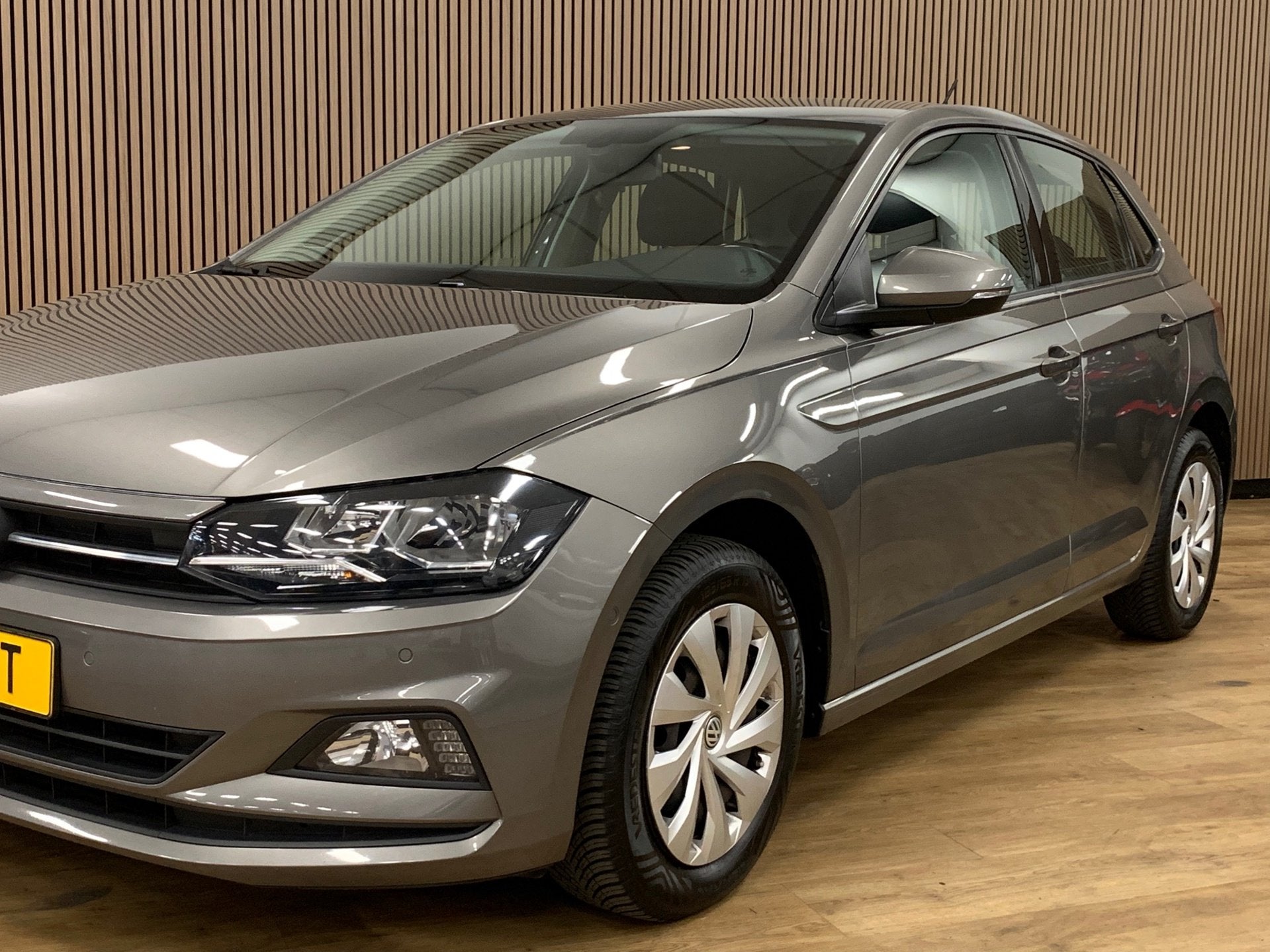 Volkswagen Polo 1.0 TSI Comfortline Business|Navigatie|Clima, Voorwielaandrijving, Dealer onderhouden, Stof, Gebruikt