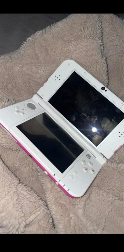 Nintendo New 3DS XL Roze/Wit - Zo goed als nieuw, Ophalen of Verzenden, Zo goed als nieuw, Roze, 3DS XL