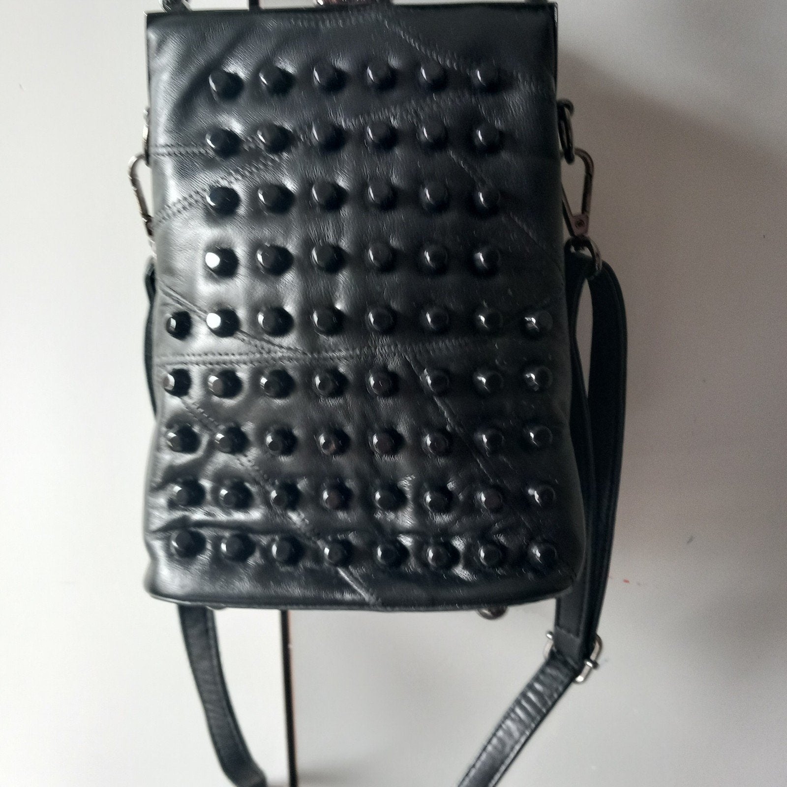 Zwart schoudertasje met studs, Ophalen of Verzenden, Nieuw, Zwart, Schoudertasje