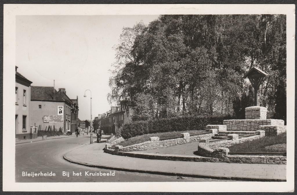 Bleijerheide Kerkrade Bij het Kruisbeeld, Ophalen of Verzenden, 1940 tot 1960, Gelopen, Limburg