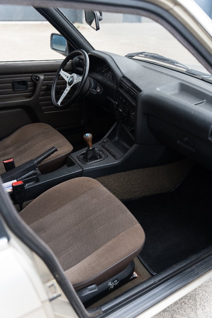 BMW E30 316 TOPSTAAT | Dubbele Carburateur | Bruin Glas, foto 10