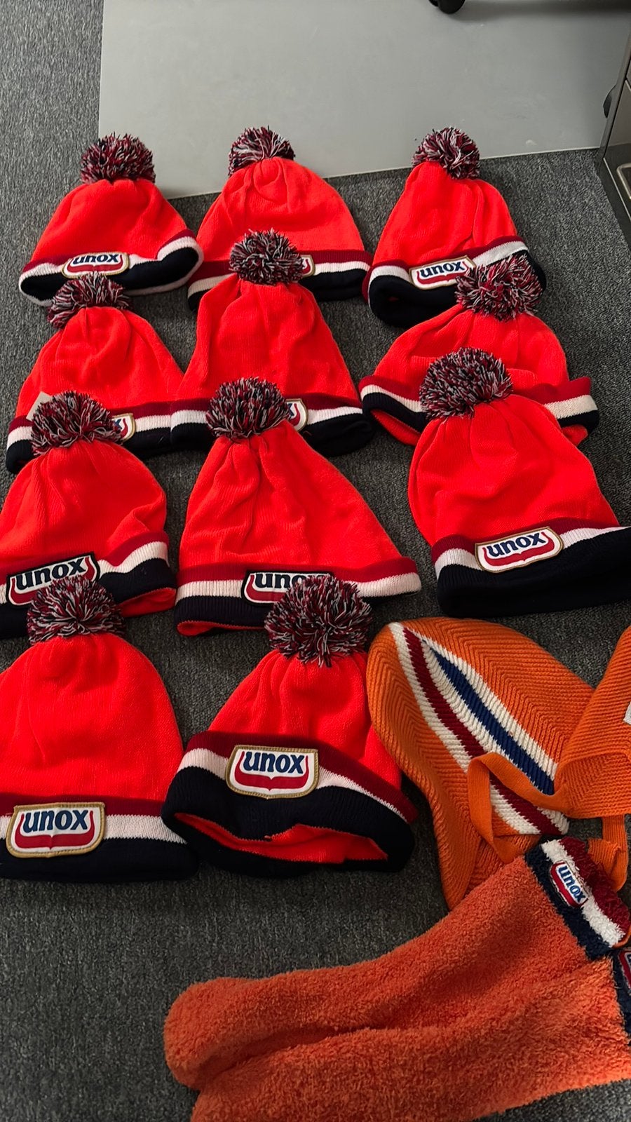 Unox mutsen nieuwjaarsduik, Ophalen of Verzenden, Nieuw, Muts