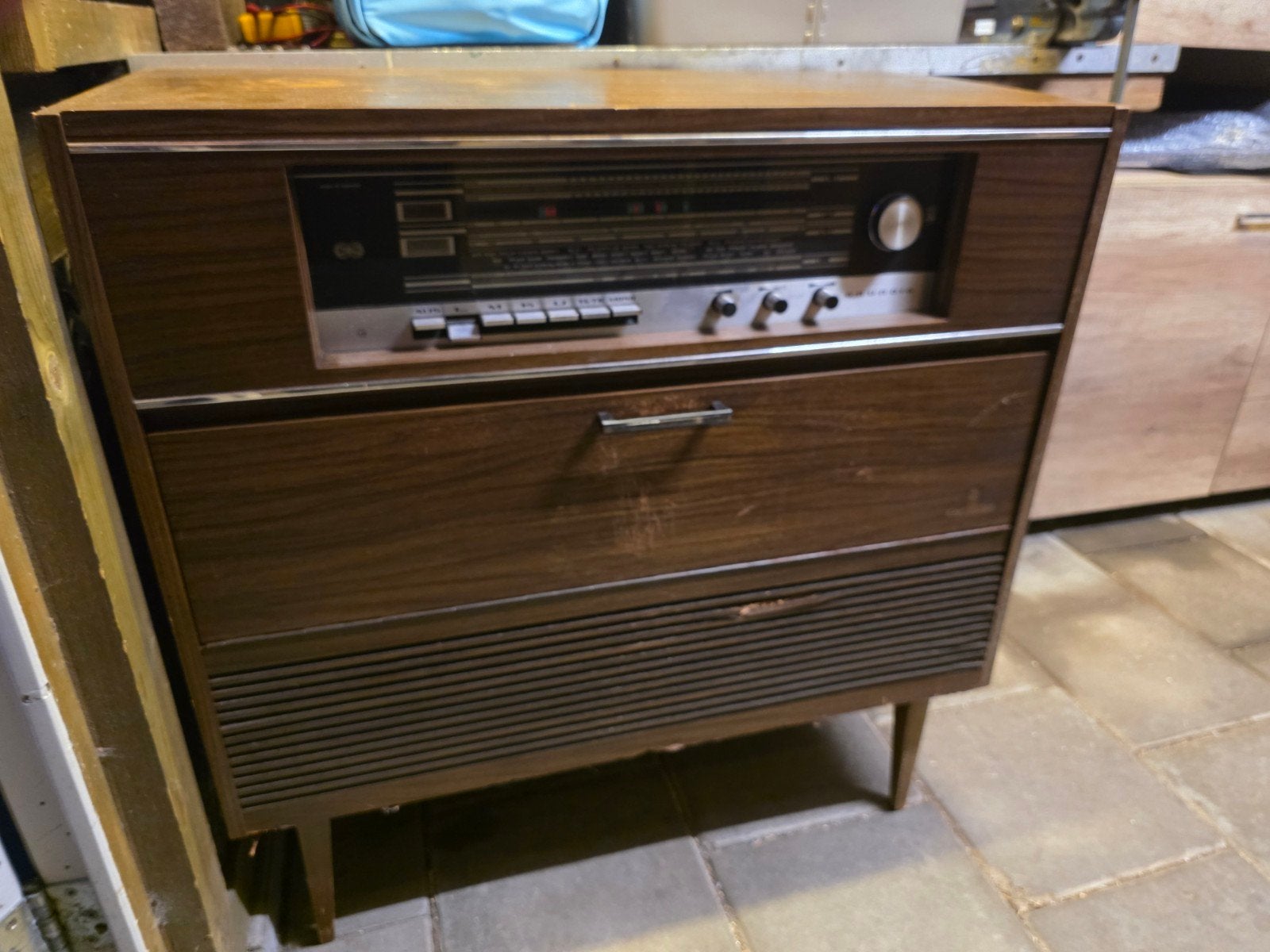 Vintage Grundig radio-meubel met platenspeler, Ophalen, Gebruikt, Platenspeler