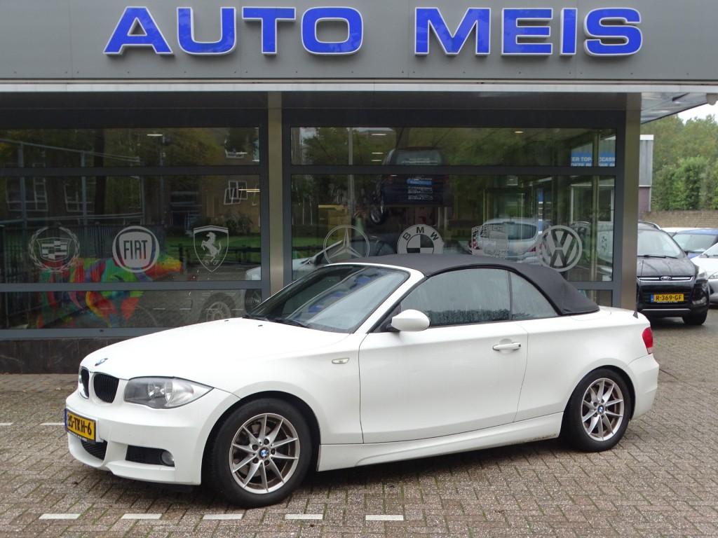 Bmw 1-SERIE 118I Cabrio Automaat Leder Climate Control, Auto's, Euro 5, Cabriolet, 4 stoelen, Wit