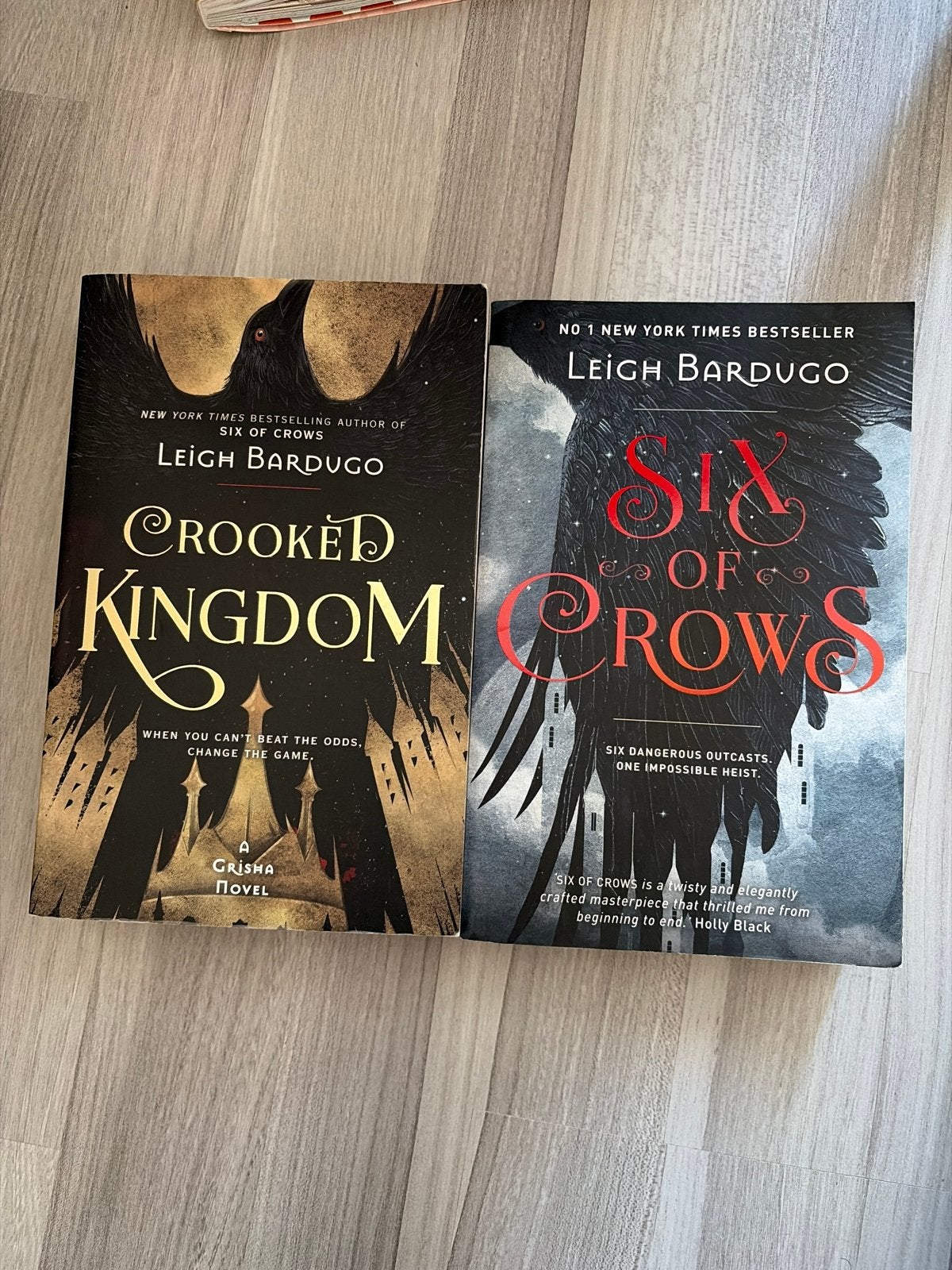 Six of Crows & Crooked Kingdom - Leigh Bardugo, Ophalen of Verzenden, Zo goed als nieuw