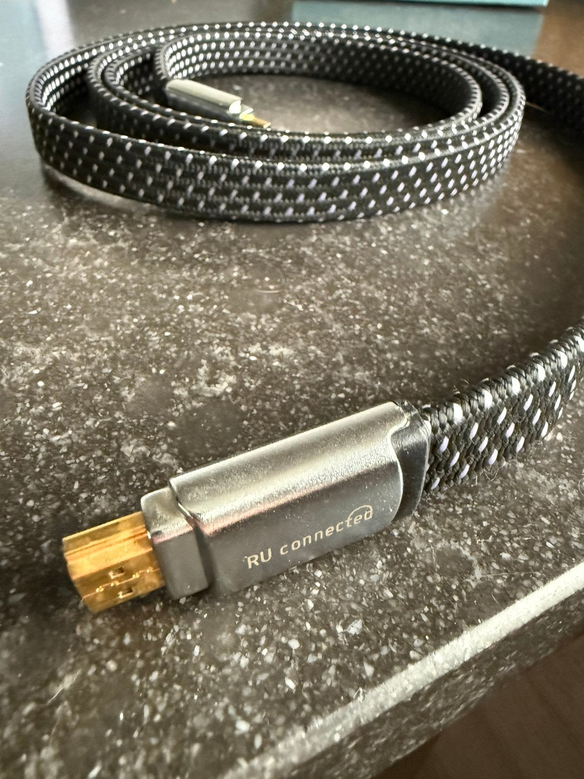 HDMI kabel 2 mtr, Ophalen of Verzenden, Zo goed als nieuw, 2 tot 5 meter, HDMI-kabel
