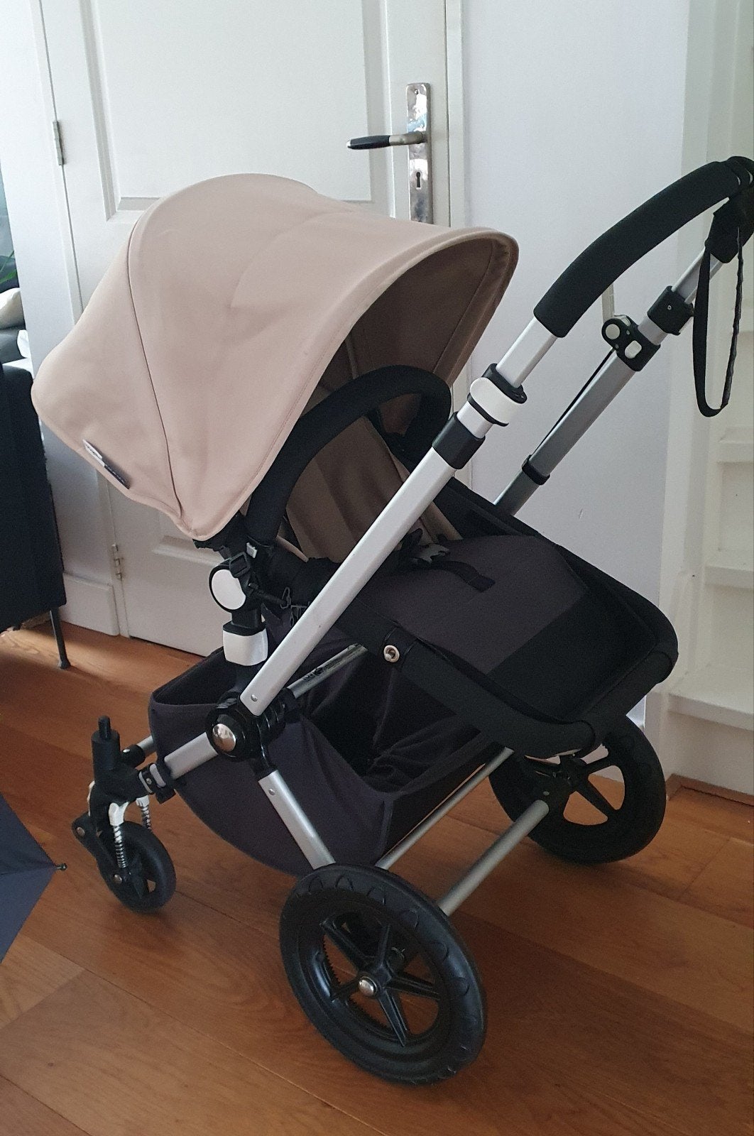 Foto 10 van Mooie Bugaboo Cameleon 2 Combi kinderwagen met accessoires