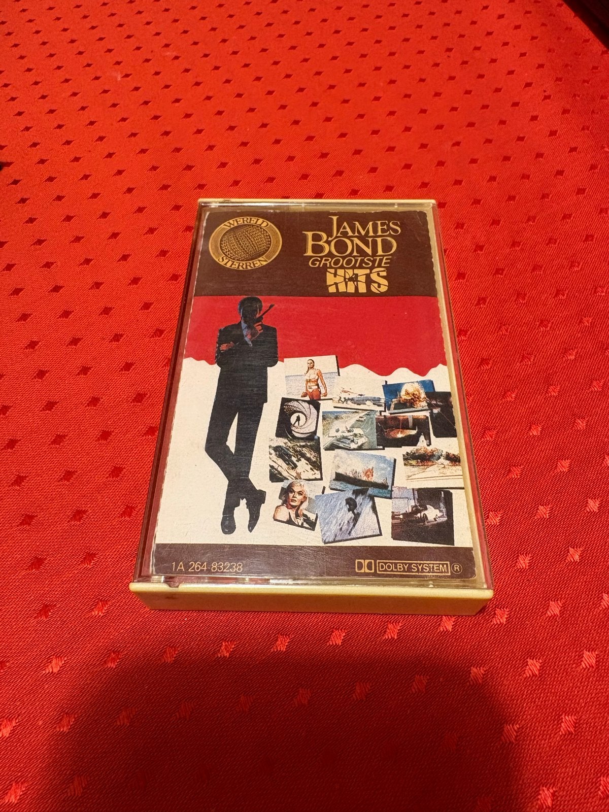 James Bond Grootste Hits Cassetteband - Super Conditie, Filmmuziek en Soundtracks, 1 bandje, Ophalen of Verzenden, Zo goed als nieuw