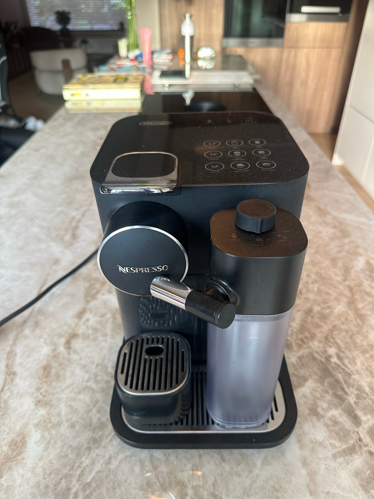 Defect Nespresso koffiezetapparaat voor onderdelen/reparatie, Ophalen, Koffiemachine, Niet werkend, 2 tot 4 kopjes