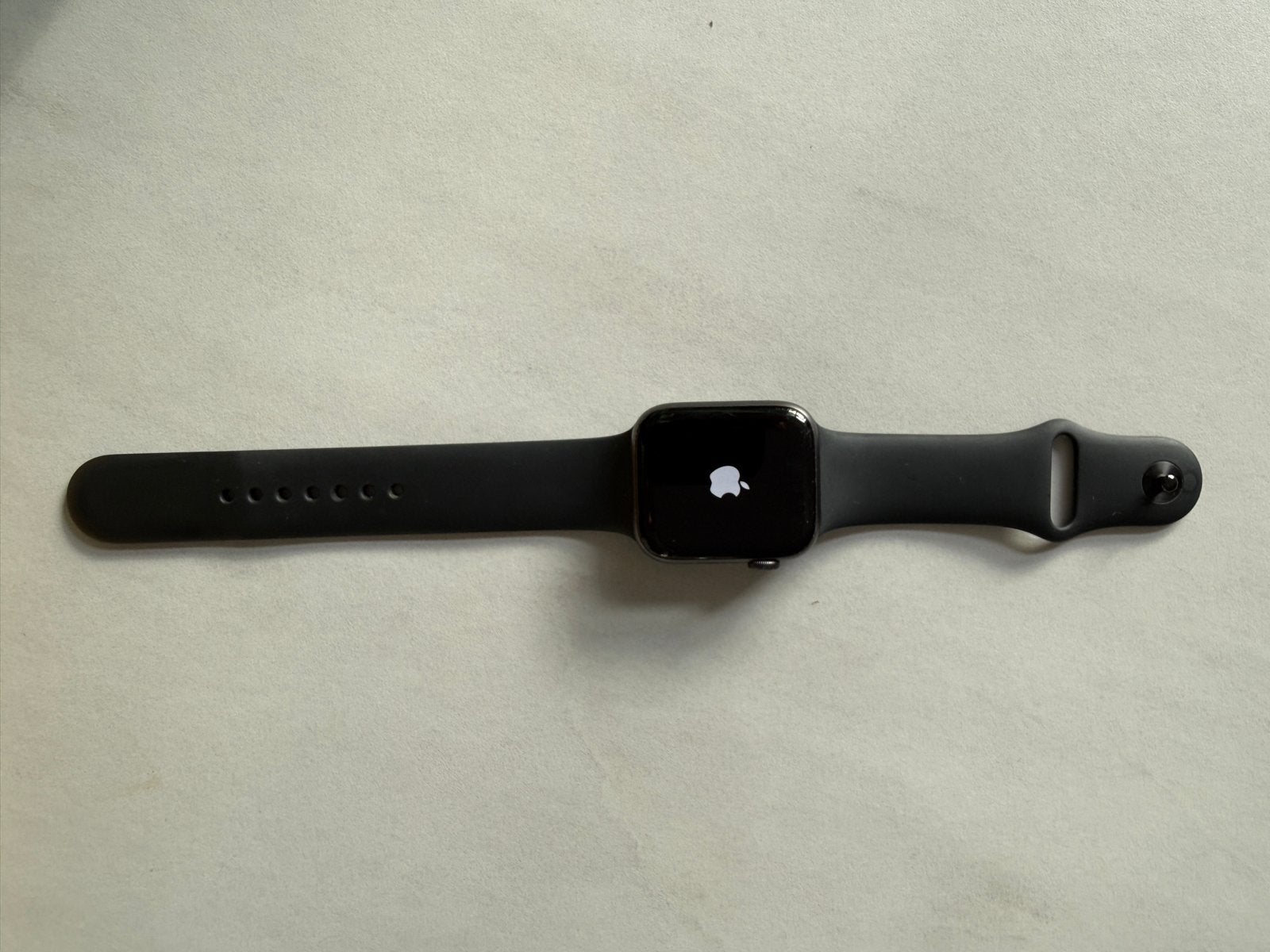 Apple Watch Series 4 44mm Zwart - Lichte gebruikssporen, Afstand, Zwart, IOS, Ophalen of Verzenden