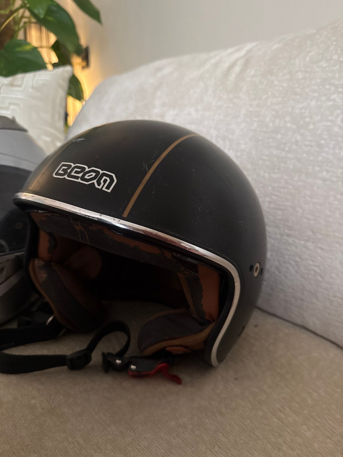 BEON scooterhelm - Zwart met gouden strepen, Ophalen of Verzenden, Gebruikt, Large