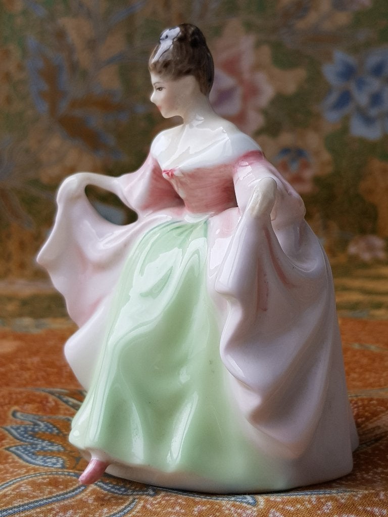Sara mooi vintage beeldje uit Engeland van Royal Doulton., Ophalen of Verzenden