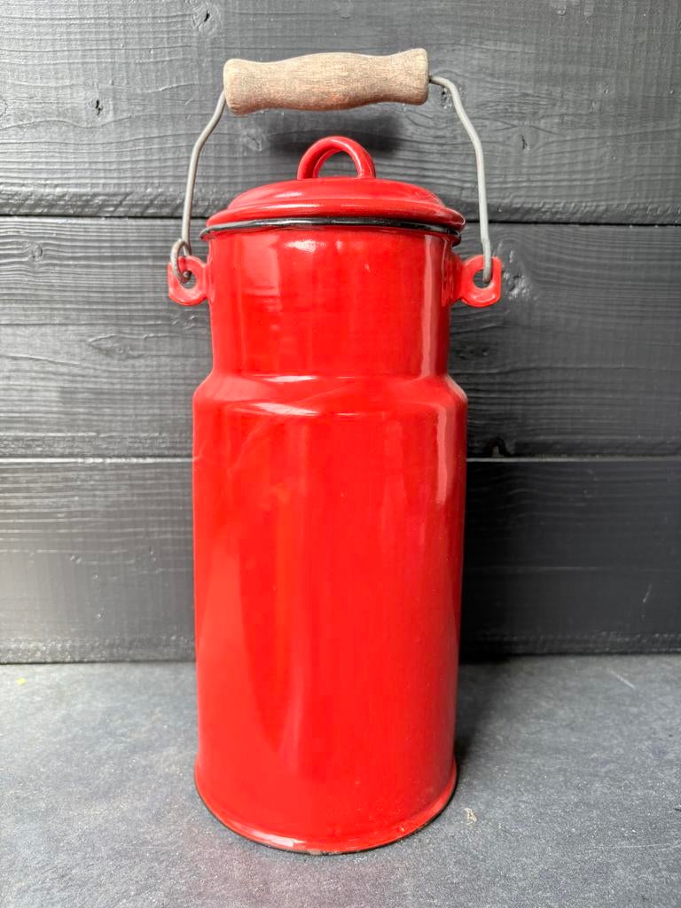 Nr.15.Vintage rode emaille melkbus met houten handvat, Ophalen of Verzenden