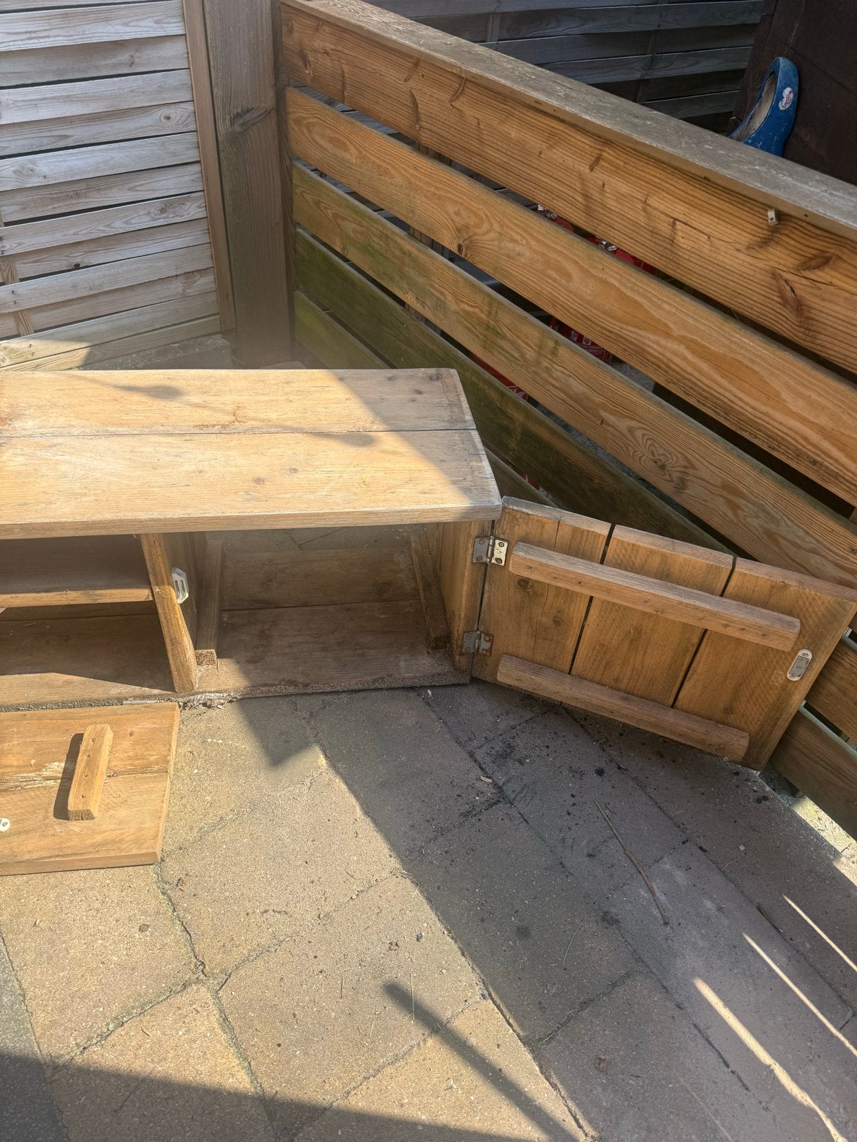 Steigerhouten kastje met opbergruimte, Ophalen, Gebruikt